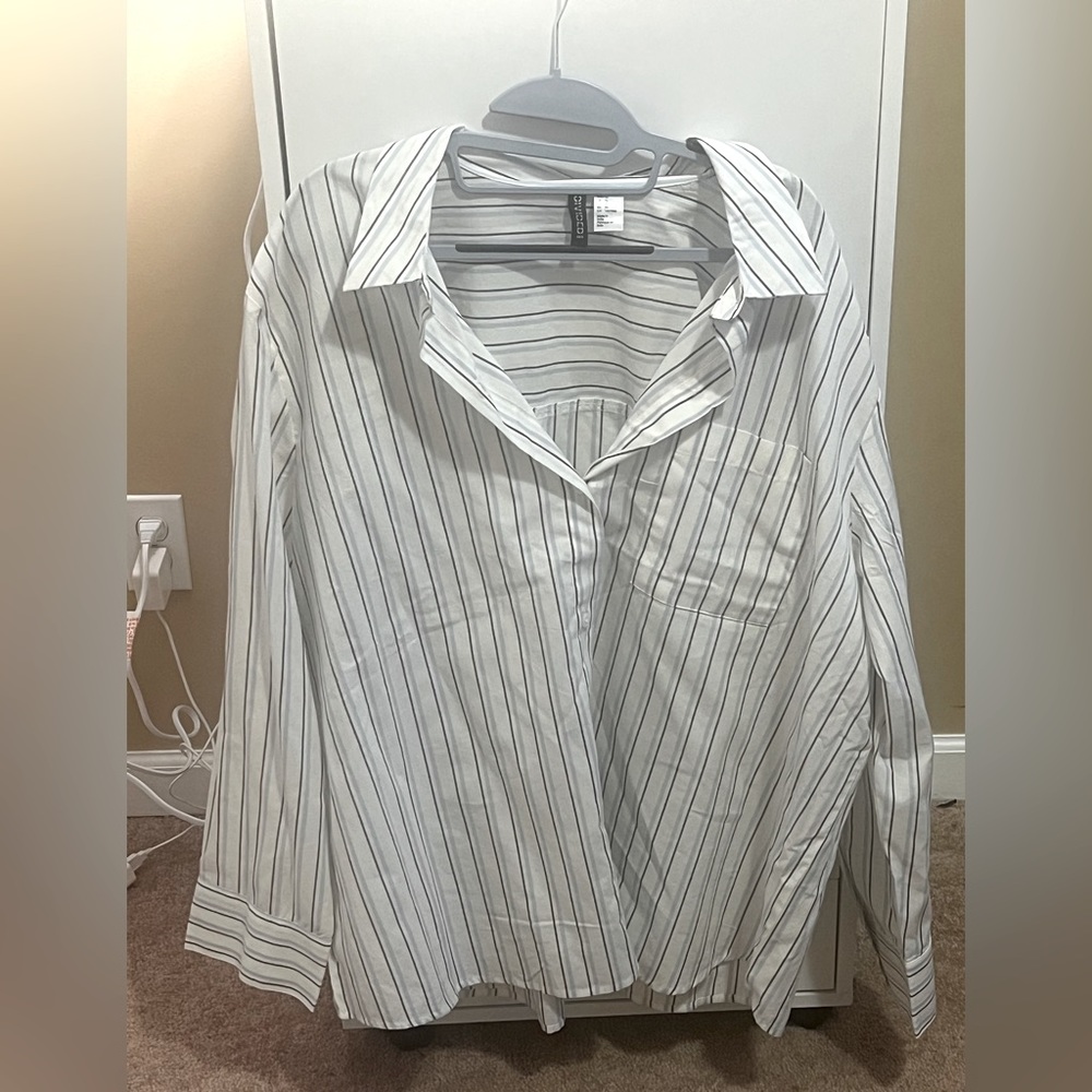 XL H&M Long Sleeved Striped Button Down